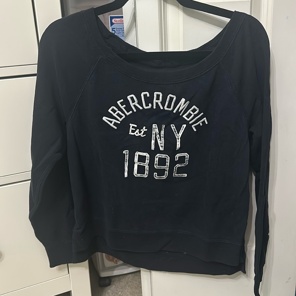 Abercrombie and Fitch Navy Longsleeve Sweatshirt Size S Women